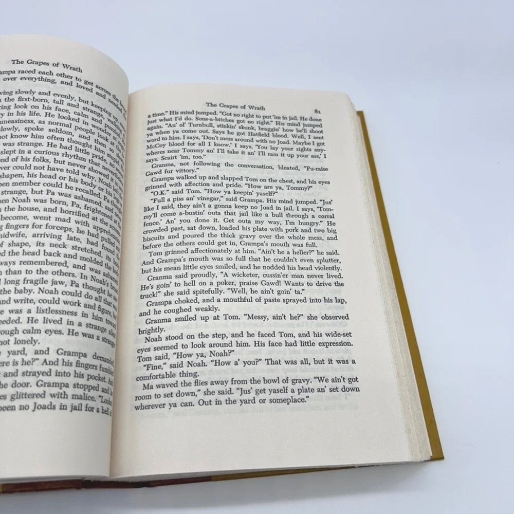 The Grapes of Wrath John Steinbeck Hardcover Classic‎ Literature Yellow Brown